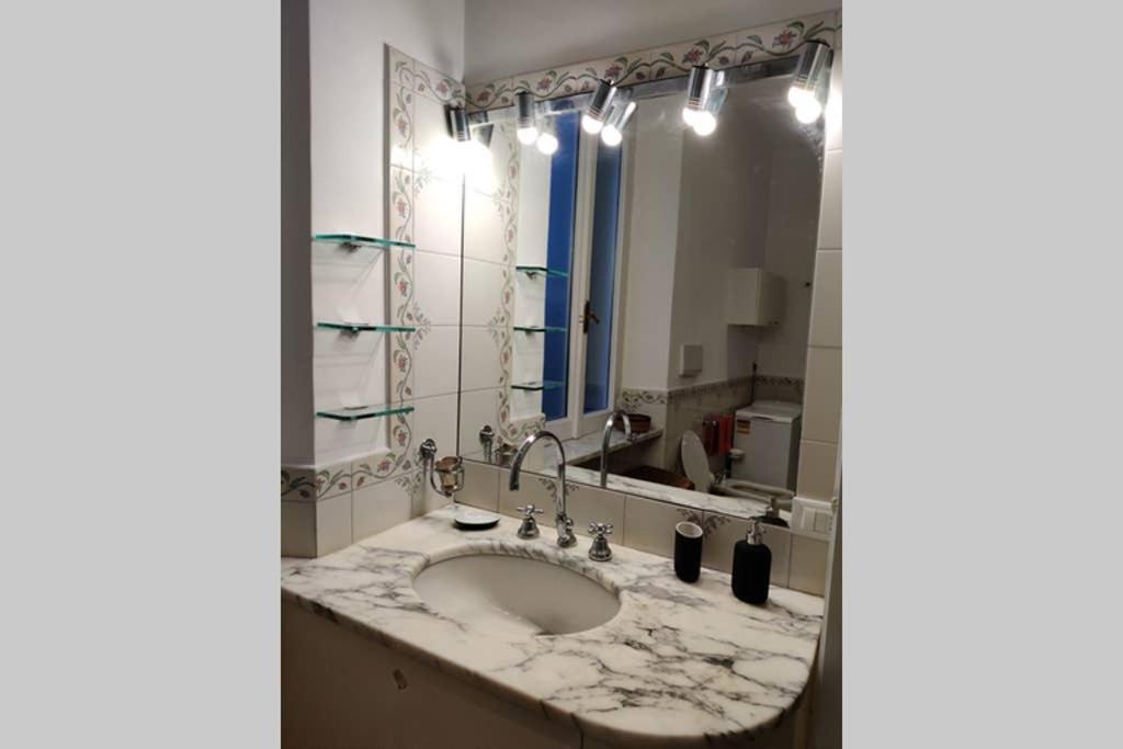 Lanza Tomasi Apartment - Centre Rome Luaran gambar