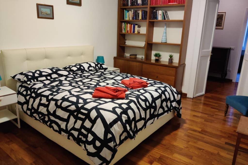 Lanza Tomasi Apartment - Centre Rome Luaran gambar