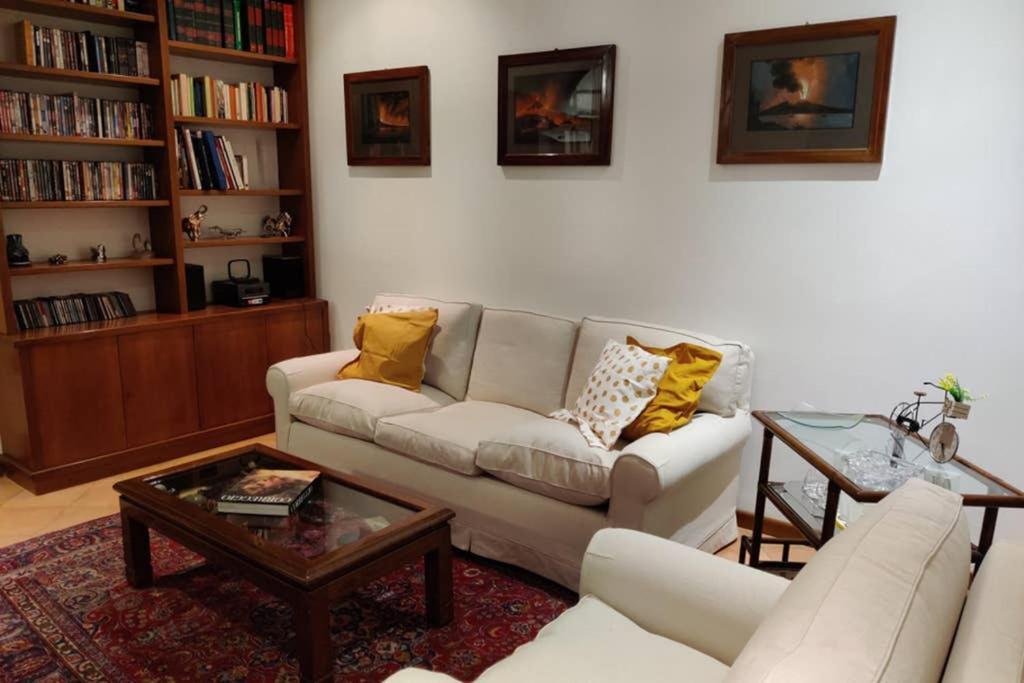 Lanza Tomasi Apartment - Centre Rome Luaran gambar